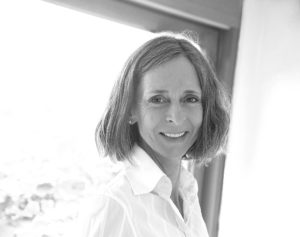 Portrait of Andrea Bréard in black and white